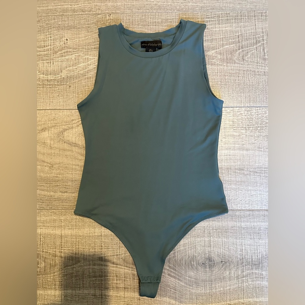 House of Harlow bodysuit Small